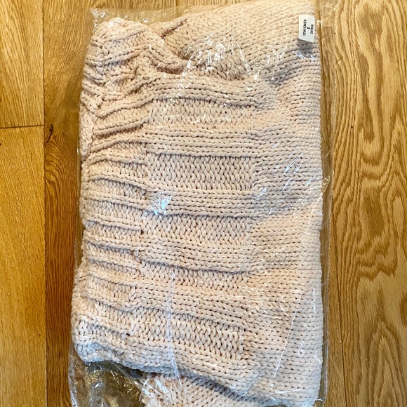 NWT - Very J Chunky Loosely Knit Cardigan - Picture 8 of 12